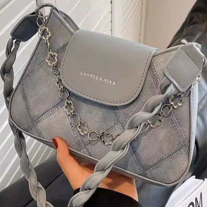 Жижиг гар цүнх код: 83112